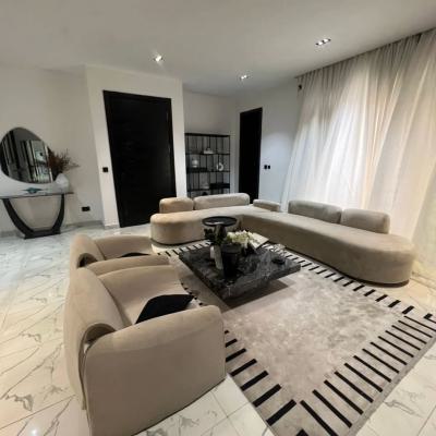 Furnished 3 Bedroom Penthouse + Elevator, Lekki Phase 1, Lekki, Lagos, Flat / Apartment for Sale