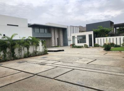 Waterfront Luxury 6 Bedroom Mansion + 4 Bq, Chalet, Swimming Pool, Gym, Banana Island, Ikoyi, Lagos, House for Sale