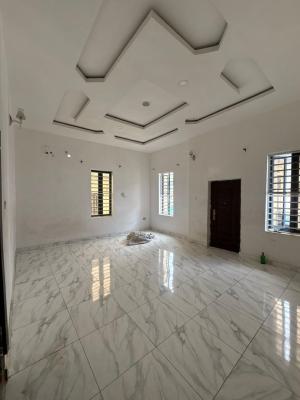 Exquisite Spacious Master Bedroom Shared Apartment, Ikota, Lekki Phase 2, Lekki, Lagos, Flat / Apartment for Rent