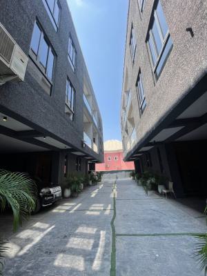 Exquisite 4 Bedroom Terrace Duplex, Lekki Phase 1, Lekki, Lagos, Terraced Duplex for Sale