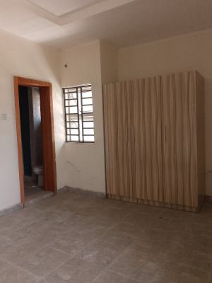 a Spacius and Newly Out 3bedroom, Ilaje Mobile Road in Ikota Gra Extension, Ajah, Lagos, Flat / Apartment for Rent