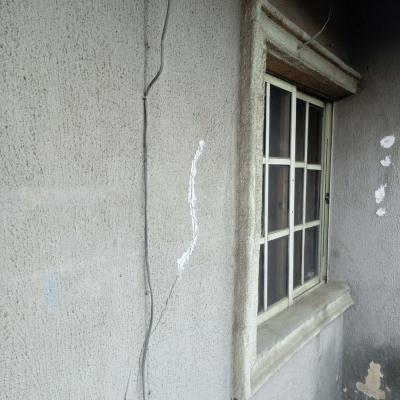 Spacious Mini Flat Upstairs in Surulere, Off Lawanson Road Surulere Lagos, Lawanson, Surulere, Lagos, Mini Flat (room and Parlour) for Rent