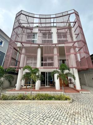 Commercial Space Measuring 128 Sqm, Yaba, Lagos, Restaurant / Bar for Rent