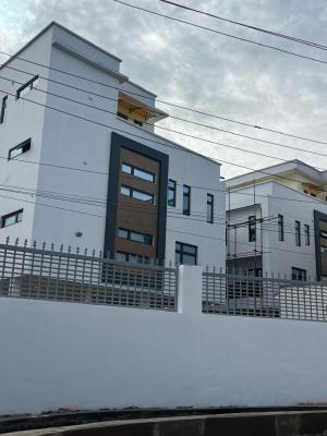 5-bedroom Fully Detached with Bq, Maryland, Lagos, House for Sale