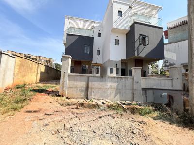 Luxurious 4 Bedroom House, Off Coza, Guzape District, Abuja, Semi-detached Duplex for Sale