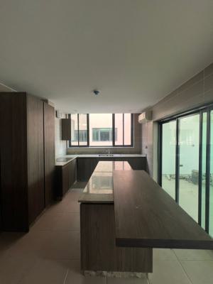 Brand New, Serviced and Standard 3 Bedroom Apartment with Gym, Wuse 2, Abuja, Flat / Apartment for Sale