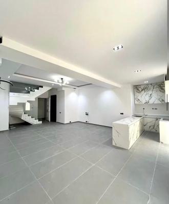 Executive 2-bedroom Maisonette with 1 Bq, Off Bourdillon, Ikoyi, Lagos, Flat / Apartment for Rent