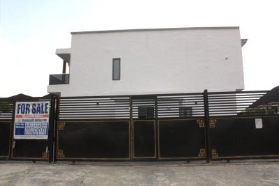 Smart 3-bedroom Terrace with Bq, Coastal Villa, Inside Beechwood Estate, Along Lekki-epe Expressway, Lekki, Lagos, Terraced Duplex for Sale