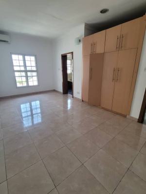 Serviced 2bedroom Penthouse, Lekki Phase 1, Lekki Phase 1, Lekki, Lagos, Flat / Apartment for Rent