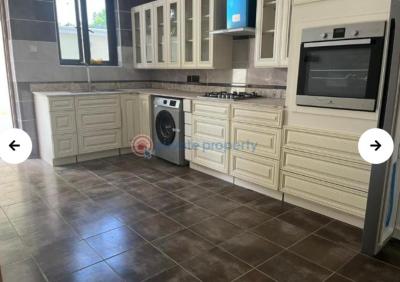 4 Bedroom Town House + 1 Room Bq, Off Bourdillon, Old Ikoyi, Ikoyi, Lagos, Terraced Duplex for Sale