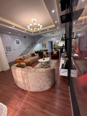 4 Beoom Seaview Apartment with Pool, Gym and Snooker in Lekki Phase 1, Lekki Phase 1, Lekki, Lagos, Flat / Apartment Short Let