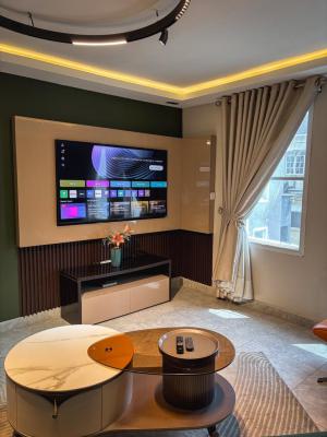 Luxuriously Fully Furnished 3 Bedroom Apartment, Off Admiralty Way, Lekki Phase 1, Lekki, Lagos, Flat / Apartment for Rent