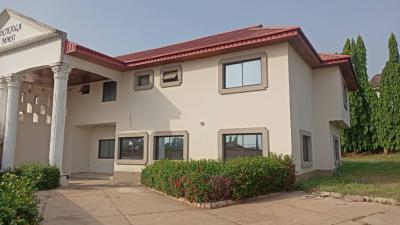 4bedroom Duplex with Bqs in a Big Fully Detached (self Compound, Iyaganku Gra, Ibadan, Oyo, Flat / Apartment for Rent