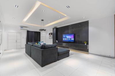 Elegantly Furnished 2 Bedroom Apartment Is Available for Immediate Che, Lekki Phase 1, Lekki, Lagos, Flat / Apartment Short Let