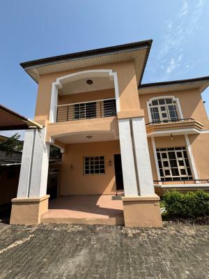 Well-maintained 4-bedroom Duplex with a Massive Compound, Lekki Phase 1, Lekki, Lagos, House for Rent