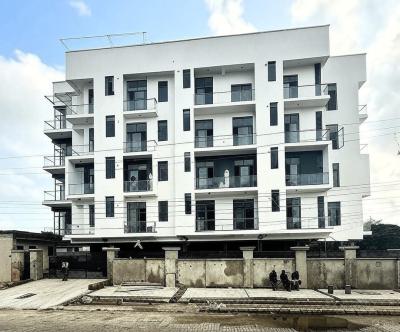 Spacious 2 Bedroom Apartment with Bq, Lekki Phase 1, Lekki, Lagos, Block of Flats for Sale
