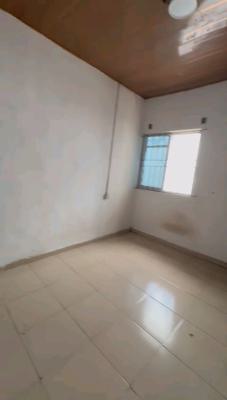 Standard and Executive Room Self Contain, Alagomeji, Alagomeji, Yaba, Lagos, Self Contain (single Rooms) for Rent