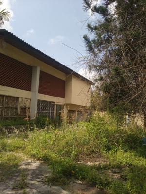 1200sqm Land with a Structure of 5bedroom Duplex That Need to Be Renov, Victoria Island (vi), Lagos, Commercial Property for Rent