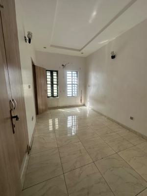 Room Upstairs in a Shared Apartment, Orchid Road, Royal Pine Gate 1., Lekki, Lagos, House for Rent