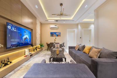 You Will Love Our 2 Bedroom Apartment with Football Table, Swimming Po, Lekki Phase 1, Lekki, Lagos, Flat / Apartment Short Let