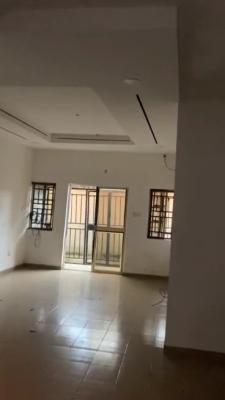 3 Bedroom Ground Floor in a Prime Estate 3 Toilet+2 Bedroom, Gbagada, Lagos, Flat / Apartment for Rent