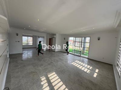 an Executive 4 Bedroom Penthouses with Bq, Pool, Osborne Foreshore Estate, Ikoyi, Lagos, Flat / Apartment for Rent