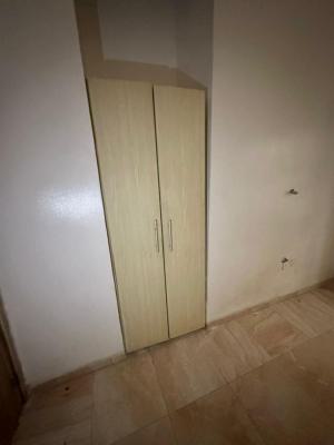 a Room in a Shared Apartment Sharing Only Kitchen Downstairs, Osapa London Lekki Lagos, Osapa, Lekki, Lagos, Self Contain (single Rooms) for Rent