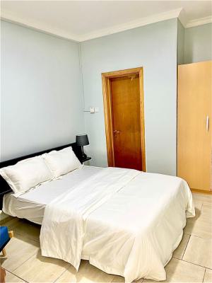 Furnished Self Contained Bq, Off Admiralty Way, Lekki Phase 1, Lekki, Lagos, Self Contain (single Rooms) for Rent