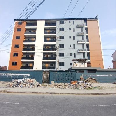 3 Bedroom Apartment with Swimming Pool, Bq, Lekki Phase 1, Lekki, Lagos, Flat / Apartment for Sale