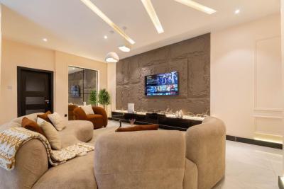 Luxurious 3-bedroom Semi-detached Duplex with Swimming Pool, Lekki Phase 1, Lekki, Lagos, Flat / Apartment Short Let