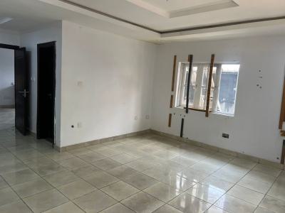 Fully Serviced and Spacious 1 Bedroom Flat with 24hrs Light., Off Oladimeji Alo Street, Lekki Phase 1, Lekki, Lagos, Mini Flat (room and Parlour) for Rent