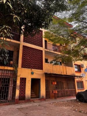 4 Bedroom Flat, Benghazi Street, Zone 4, Wuse, Abuja, Flat / Apartment for Sale