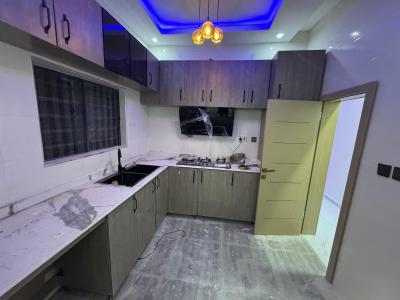 Luxury 2 Bedroom Apartment, Pinnock Beach Road, Lekki, Lagos, Flat / Apartment for Rent