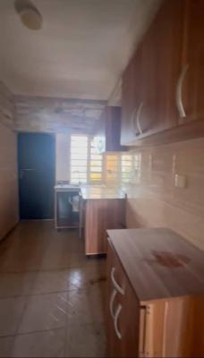 Lovely 2 Bedroom Flat, Census Close Via Bodethomas, Surulere, Lagos, Flat / Apartment for Rent