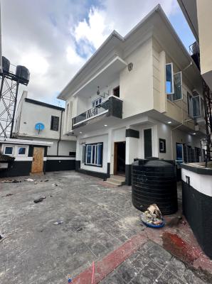 𝐌𝐀𝐈𝐍𝐓𝐀𝐈𝐍𝐄𝐃 4 𝐁𝐄𝐃𝐑𝐎𝐎𝐌 𝐃𝐄𝐓𝐀𝐂𝐇𝐄𝐃 𝐃𝐔𝐏𝐋𝐄𝐗, Chevron, Lekki Phase 2, Lekki, Lagos, Detached Duplex for Rent