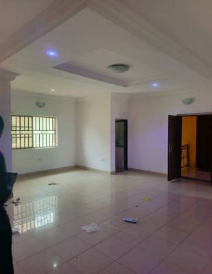 Spacious 3 Bedroom Flat Apartment, Gra Phase 1, Magodo, Lagos, Flat / Apartment for Rent