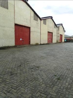 16-bay Warehouse on 17,000sqm, Abule Osun B/stop, Satellite Town, Ojo, Lagos, Warehouse for Sale