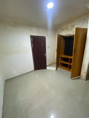 1 Bedroom  Apartment, Lekki Phase 1, Lekki, Lagos, Mini Flat (room and Parlour) for Rent