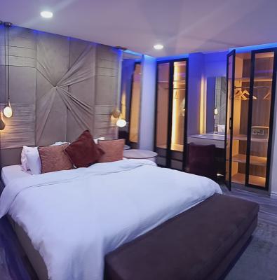 Beautiful 3 Bedroom  Apartment, Victoria Island (vi), Lagos, Flat / Apartment Short Let