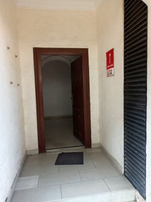 *1 Room Corporate Office Space Ensuit, Ikota Villa Estate, Lekki, Lagos, Office Space for Rent
