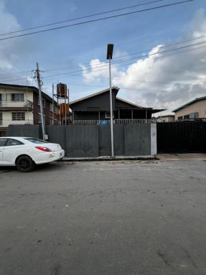 Block of Flats, Surulere, Lagos, Flat / Apartment for Sale
