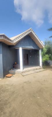 Standard 3 Bedroom Bungalow Apartment, Greenville Estate,, Badore, Ajah, Lagos, Flat / Apartment for Sale