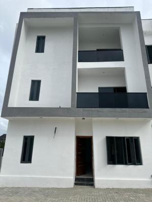 Well Detailed Luxury Brand New Signature, Abraham Adesanya Area, Lekki Phase 2, Lekki, Lagos, Flat / Apartment for Sale
