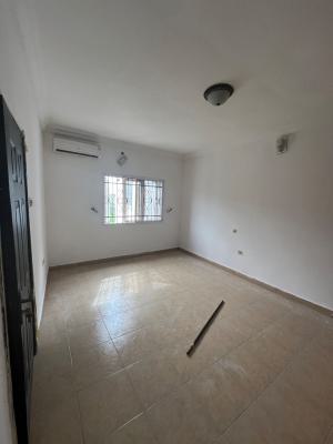 Lovely Shared Apartment with Wardrobe, Mobil Road, Ilaje, Ajah, Lagos, Flat / Apartment for Rent