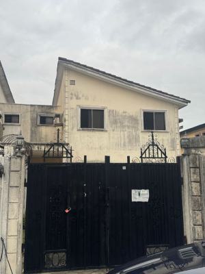 Distress 4bedroom Semi Detached Duplex with 3rooms Bq, Vgc, Lekki, Lagos, Semi-detached Duplex for Sale