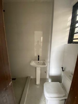 2 Bedroom Apartment, Ologolo, Lekki, Lagos, Flat / Apartment for Rent