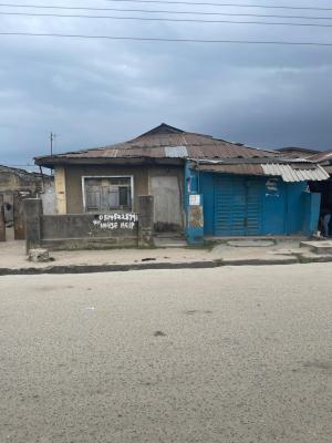 Buy and Develop Bungalow Suitable for Commercial and Residential Deve, Itire, Mushin, Lagos, Land for Sale