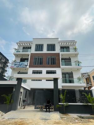 Well Spacious 2 Bedroom Apartment in a Prime Location, Ikate, Lekki, Lagos, Block of Flats for Sale