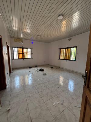 Spacious 3 Bedroom Flat Upstairs, Thomas Estate, Ajah, Lagos, House for Rent