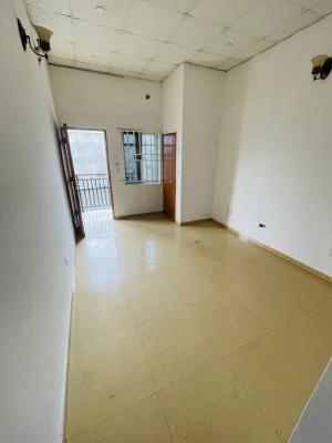 Upstairs Minii Flat with 2 Toilets ., Ogidan, Sangotedo, Ajah, Lagos, Mini Flat (room and Parlour) for Rent